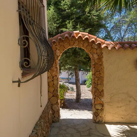 Tres Yucas - La San Antonio (Ibiza)